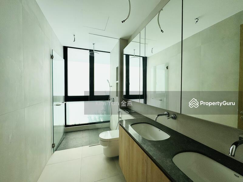 For Sale - Brand New & Beautiful, 3 levels with Lift, 5 bedrooms all ensuite with wardrobes