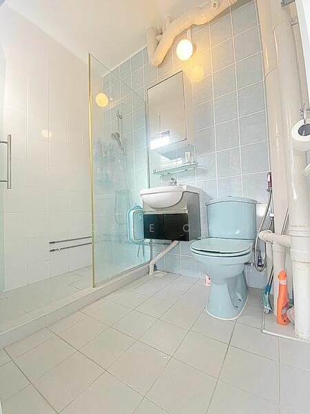 For Sale - 806 Tampines Avenue 4