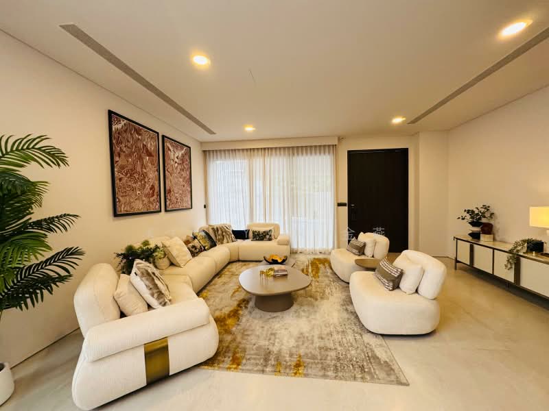 Brand New & Stunning, Luxury Living with home lift at prime district 11, Botanic Gardens vicinity - call 8130 3636 for details, 6 Bedrooms, 7,898 sqft, Corner Terrace For Sale, by Kim Yan 金燕, 60094539 - PropertyGuru.com.sg