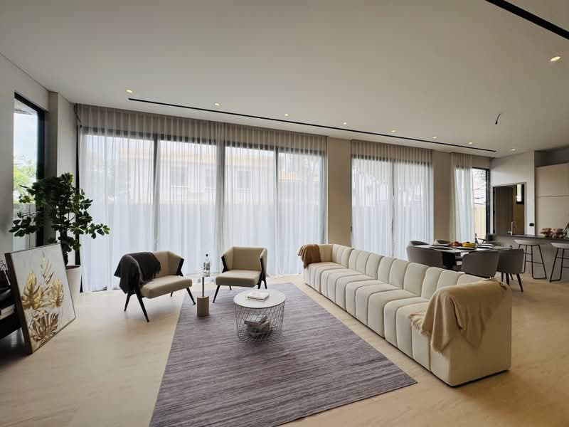 Brand New & Stunning Semi-D, Luxury Living with home lift at prime district 11, walk to Tan Kah Kee MRT – call 8130 3636 to view now!, 6 Bedrooms, 6,702 sqft, Corner Terrace For Sale, by Kim Yan 金燕, 60094539 - PropertyGuru.com.sg