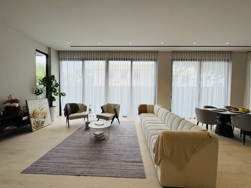 Brand New & Stunning Semi-D, Luxury Living with home lift at prime district 11, walk to Tan Kah Kee MRT – call 8130 3636 to view now!, 6 Bedrooms, 6,702 sqft, Corner Terrace For Sale, by Kim Yan 金燕, 60094539 - PropertyGuru.com.sg