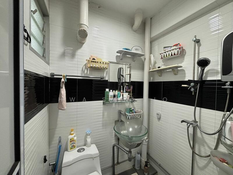 For Sale - 472 Ang Mo Kio Avenue 10