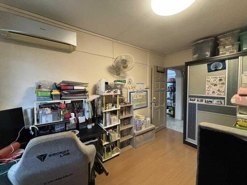 For Sale - 472 Ang Mo Kio Avenue 10