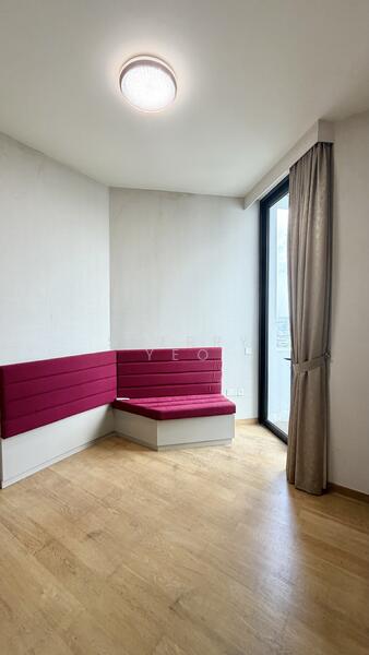 The Crest Condominium For Sale at S$ 3,250,000 | PropertyGuru Singapore