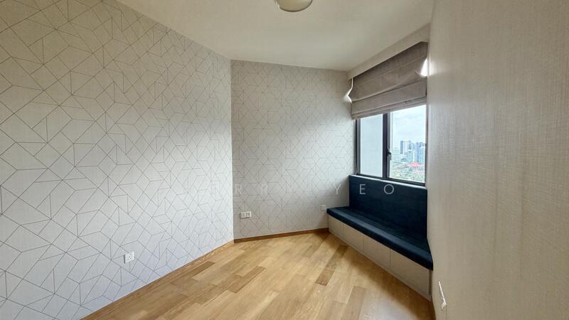 The Crest Condominium For Sale at S$ 3,250,000 | PropertyGuru Singapore