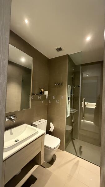 The Crest Condominium For Sale at S$ 3,250,000 | PropertyGuru Singapore