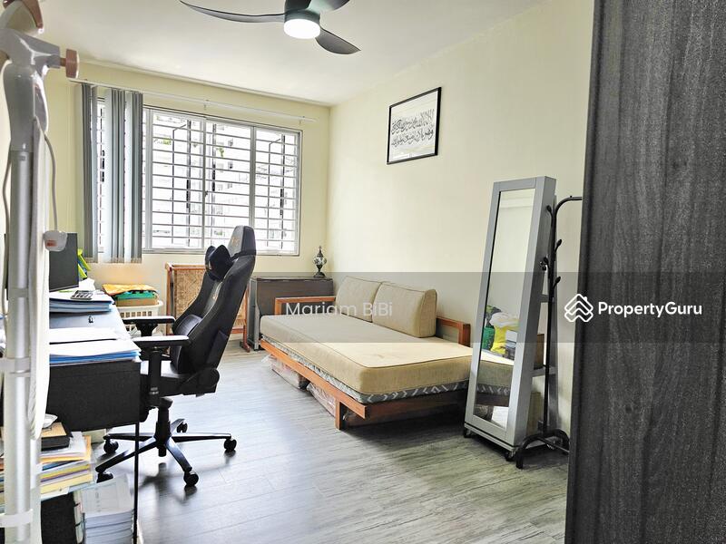 For Sale - 813 Jurong West Street 81