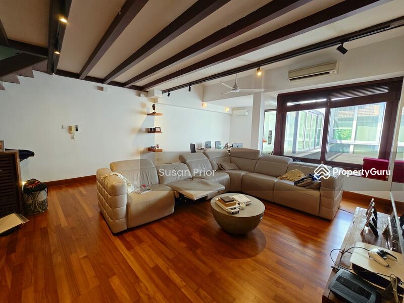 For Sale - Amazing Emerald 4+1 Duplex