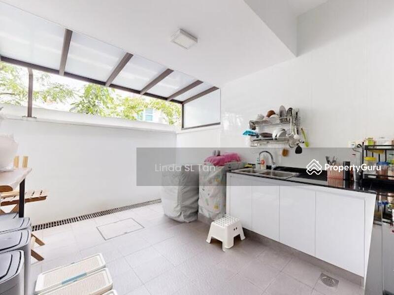 Wet Kitchen