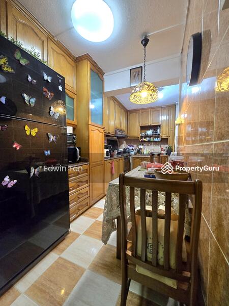 For Sale - 426 Hougang Avenue 6