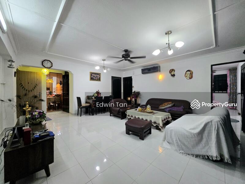 For Sale - 426 Hougang Avenue 6
