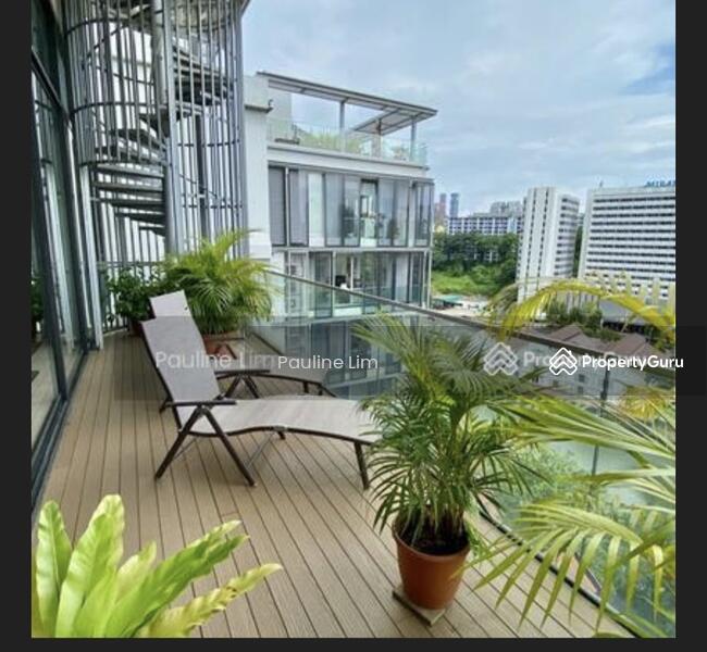 For Sale - Robertson Blue