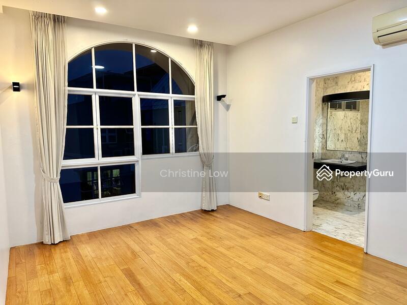 For Sale - East Coast Hill