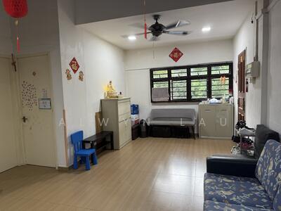 For Sale - 526 Jurong West Street 52