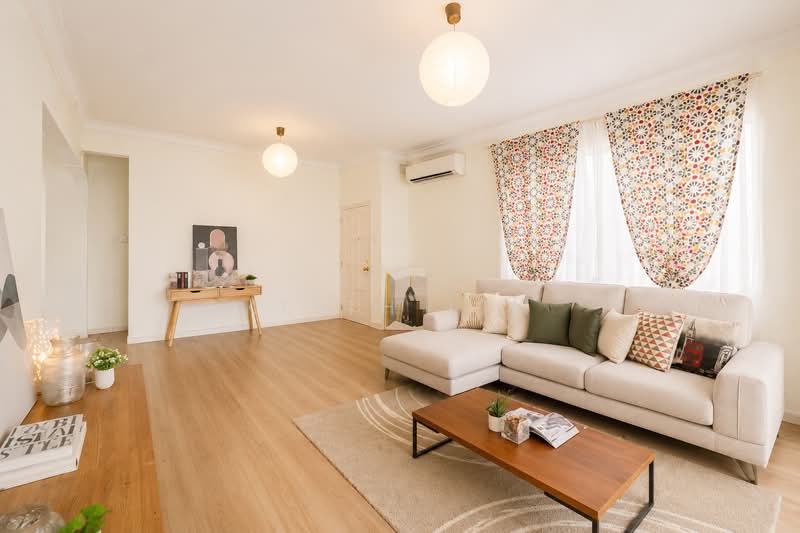 ⭐️Freehold Nassim Condo Beside Botanic Gardens & MRT ⭐️, , 4 Bedrooms, 1,400 sqft, Condominium For Sale, by Keith Lim, 60095473 - Living Room - PropertyGuru.com.sg