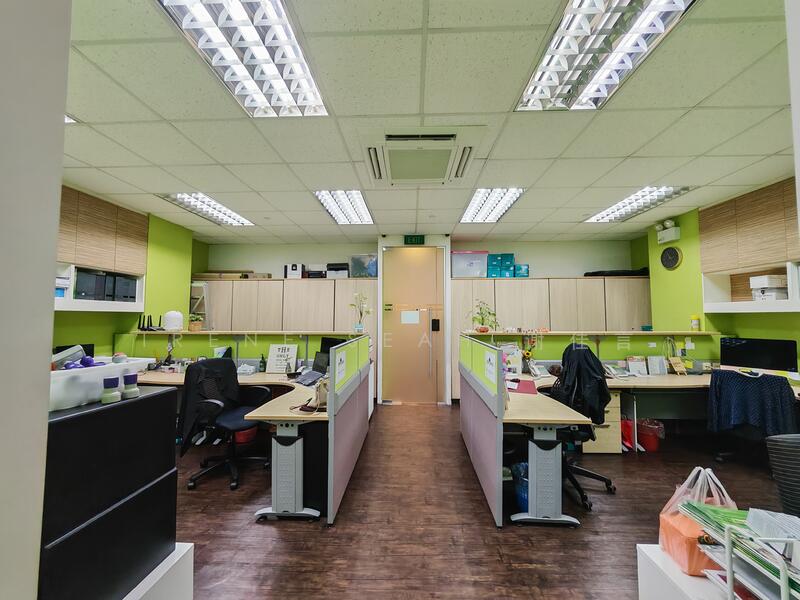 Midview City, 30 Sin Ming Lane, 1,292 sqft, Light Industrial (B1) For Sale, by Irene Seah, 60095542 - Open office - CommercialGuru.com.sg