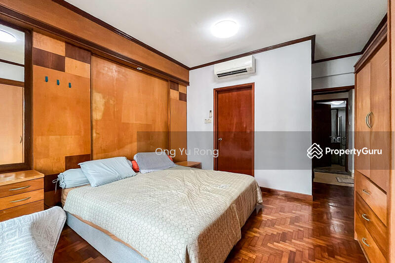 For Sale - Sun Plaza