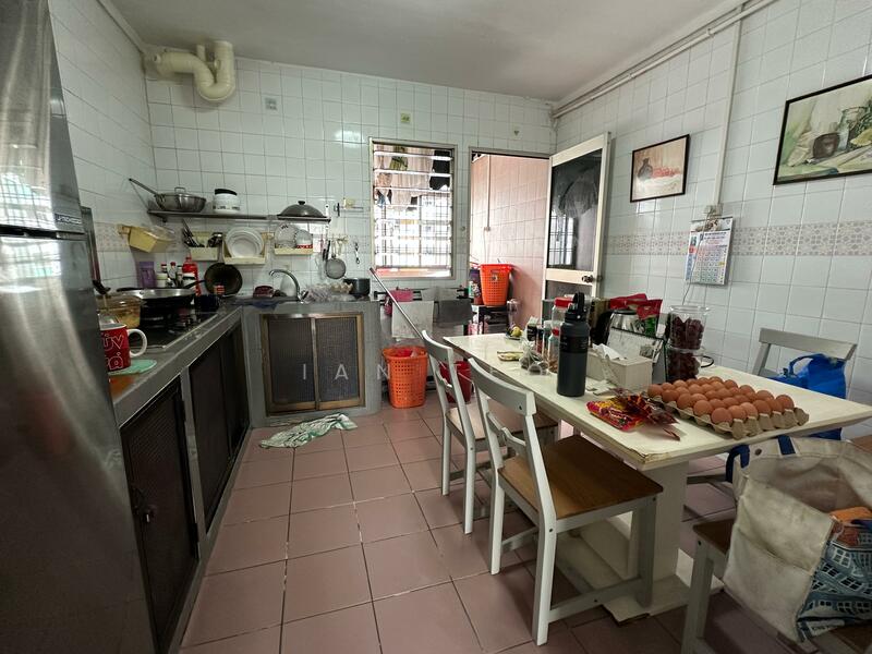 For Rent - 738 Jurong West Street 75