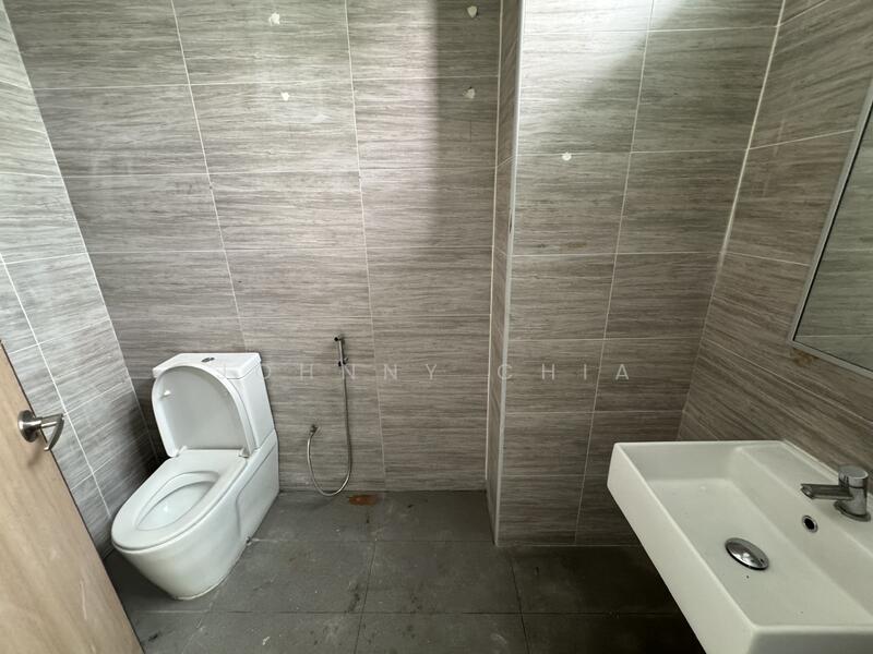 Interlocal Centre, 100G Pasir Panjang Road, 5,166 sqft, Light Industrial (B1) For Rent, by Johnny Chia, 60095856 - CommercialGuru.com.sg