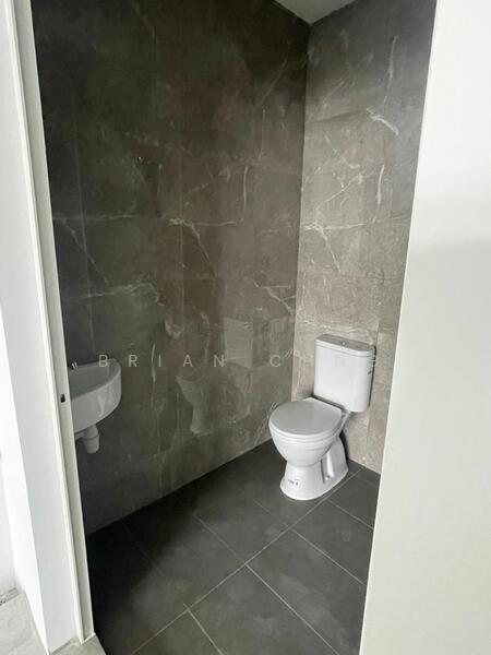 CT Foodnex, 2A-2B Mandai Estate, 1,789 sqft, Factory / Workshop (B2) For Rent, by Brian Chng, 60095864 - Bathroom - CommercialGuru.com.sg