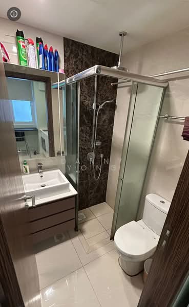 Kensington Square, 2 Jalan Lokam, Studio, 305 sqft, Apartment For Rent, by Danny Yong, 60095892 - Bathroom - PropertyGuru.com.sg