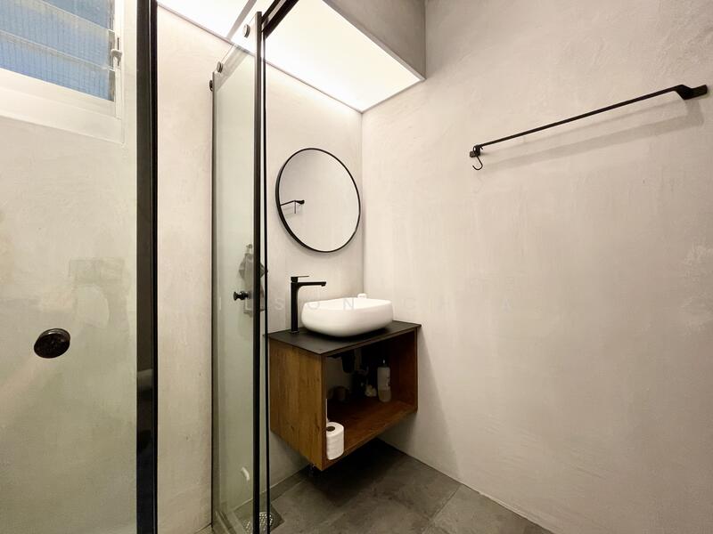 Common Bathroom