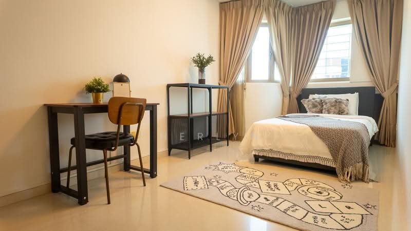 Cairnhill Plaza, 53 Cairnhill Road, Orchard / River Valley, Room Rental, 100 sqft, Apartment For Rent, by Cherlyn Wang, 60096061 - CR6 $1900 available 13 Oct - PropertyGuru.com.sg