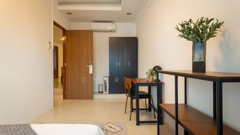 Cairnhill Plaza, 53 Cairnhill Road, Orchard / River Valley, Room Rental, 100 sqft, Apartment For Rent, by Cherlyn Wang, 60096061 - CR6 $1900 available 13 Oct - PropertyGuru.com.sg