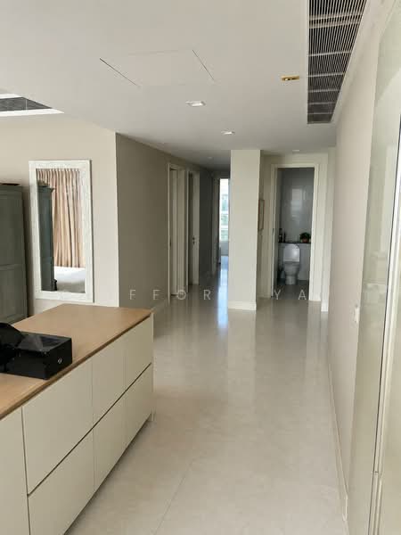 Reflections at Keppel Bay, 33 Keppel Bay View, 4 Bedrooms, 2,411 sqft, Condominium For Sale, by Clifford Yap, 60096065 - Corridor - PropertyGuru.com.sg