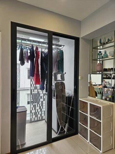 Second Balacony with Stigen laundry rack