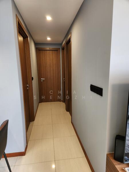 Hallway to bedrooms