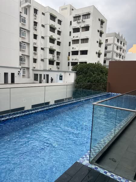 Centra Loft, 3 Lorong 35 Geylang, 2 Bedrooms, 484 sqft, Condominium For Rent, by Dena Mendes, 60096238 - Lap Pool - PropertyGuru.com.sg