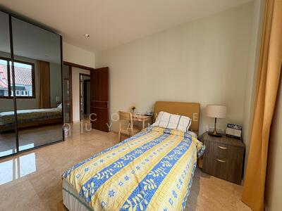 For Rent - Hooper road playground