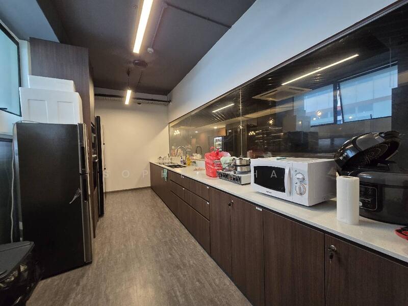 Lhk3 Building, 8 New Industrial Road, 4,069 sqft, Light Industrial (B1) For Sale, by Sophia Chai, 60096261 - CommercialGuru.com.sg