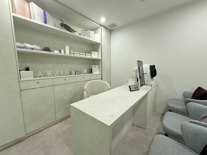 International Building, 360 Orchard Road, 1,453 sqft, Other Retail For Rent, by (Ms) Gan Hong Lay, 60096290 - Interior - CommercialGuru.com.sg