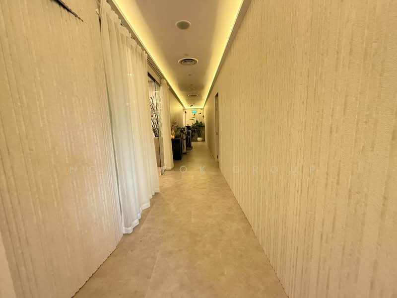 International Building, 360 Orchard Road, 1,453 sqft, Other Retail For Rent, by (Ms) Gan Hong Lay, 60096290 - Corridor - CommercialGuru.com.sg