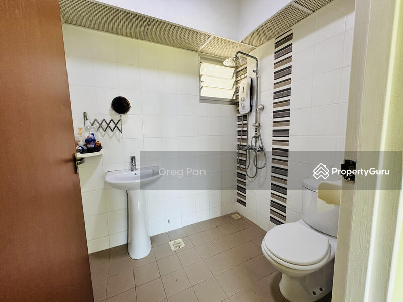 Common Toilet