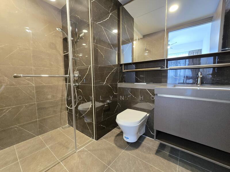 The Florence Residences, 87 Hougang Avenue 2, Hougang / Punggol / Sengkang, 2 Bedrooms, 667 sqft, Condominium For Sale, by Joylyn Ho, 60096785 - Bathroom - PropertyGuru.com.sg