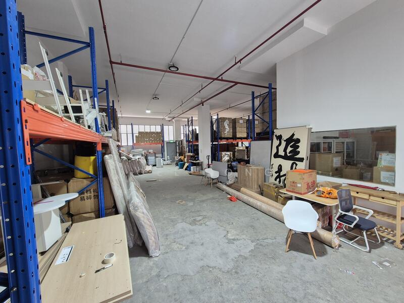 near aljunied mrt! unit has watersource!, water @ unit; 3.7m; near aljunied geylang!, 3,032 sqft, Light Industrial (B1) For Rent, by Joel Yong, 60096833 - CommercialGuru.com.sg