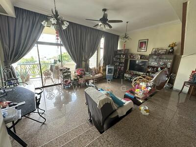 For Sale - Lakepoint Condo