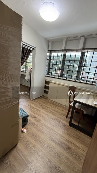For Rent - 3 Queen's Road