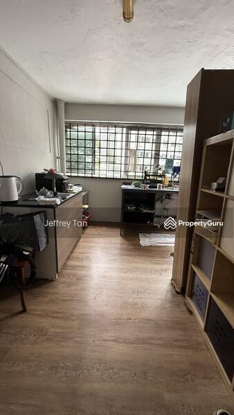 For Rent - 3 Queen's Road