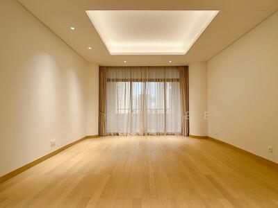 For Rent - The Colonnade