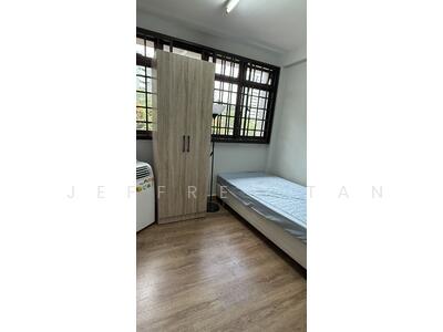 For Rent - 3 Queen's Road