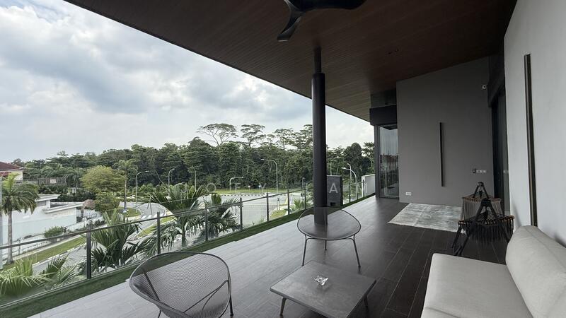 Master Bedroom Balcony