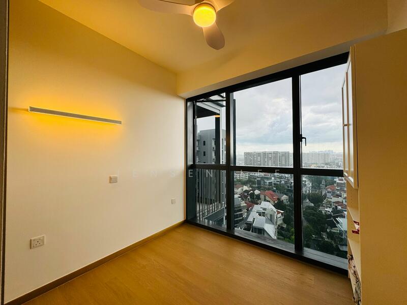 The Florence Residences Condominium For Sale at S$ 2,500,000 | PropertyGuru Singapore - Study