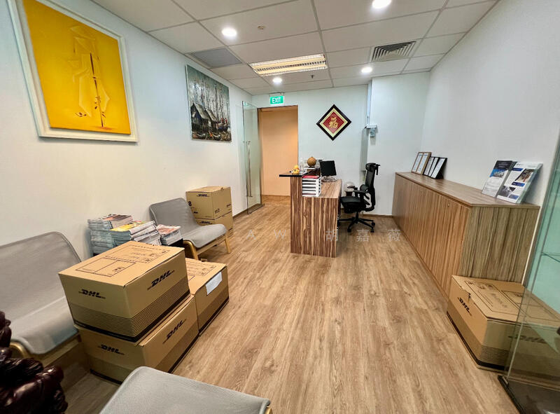 CLARKE QUAY MRT | Fitted Office | Good Natural Light |, Clarke Quay / Chinatown MRT, 1,087 sqft, Office For Rent, by Amy Aw 胡嘉薇, 60097360 - CommercialGuru.com.sg