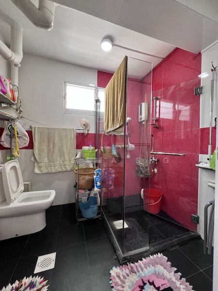 Very clean and modern common bathroom
