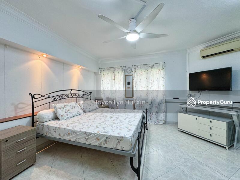 For Sale - 406 Bukit Batok West Avenue 7