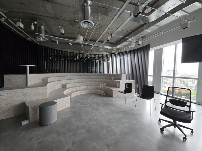 PAYA LEBAR, NEXT TO MRT, HIGH FLOOR, FULLY FITTED UNIT, LARGE FLOOR PLATE, Eunos / Geylang / Paya Lebar, 8,000 sqft, Office For Rent, by Philip Peh, 60097500 - CommercialGuru.com.sg
